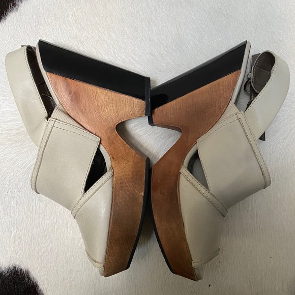 DKNYC Wood Platform Open Toe Clogs - Women's size 8 - Picture 8 of 8